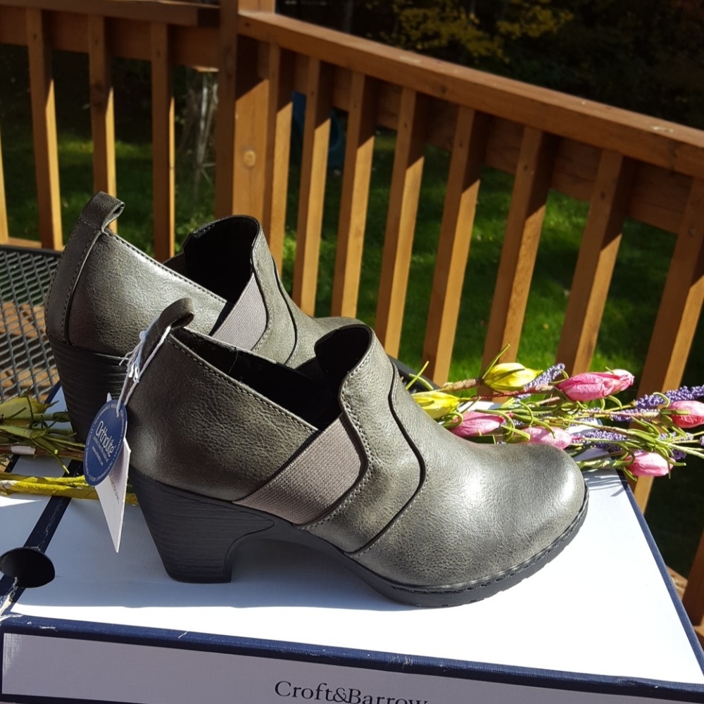 New Women's Ortholite booties grey size 6.5